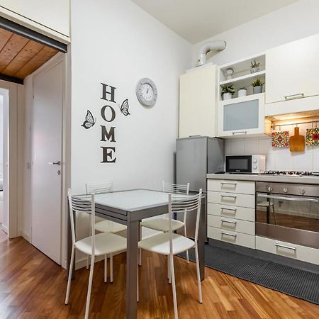 Easylife - Oasi Urbana In Zona Bocconi Apartment มิลาน ภายนอก รูปภาพ