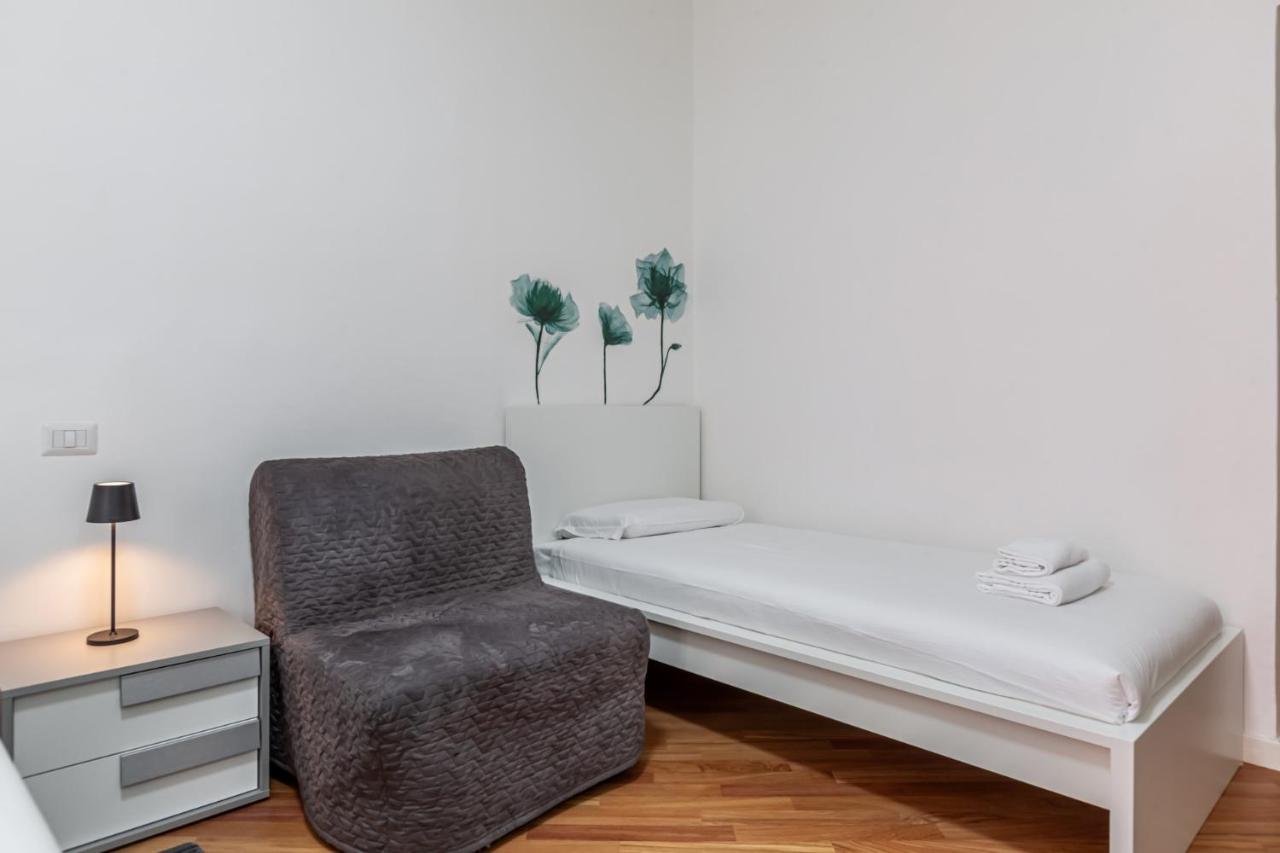 Easylife - Oasi Urbana In Zona Bocconi Apartment มิลาน ภายนอก รูปภาพ